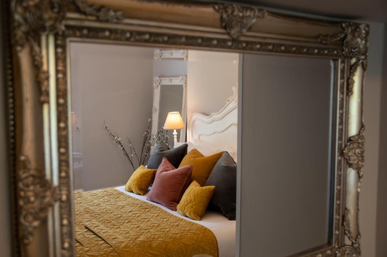 Apple Tree Bed And Breakfast ทาวิสต็อก ภายนอก รูปภาพ